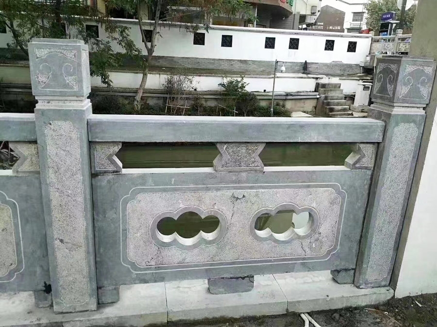 石栏杆